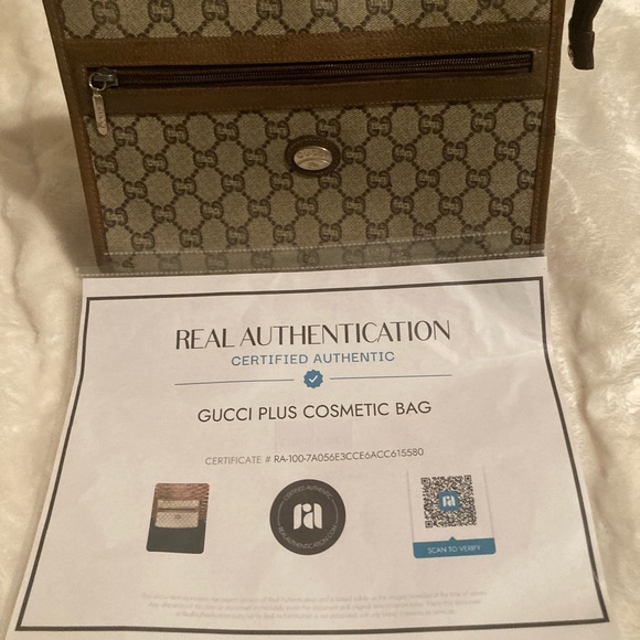 Gucci Cosmetic Bag - Picture 8 of 8